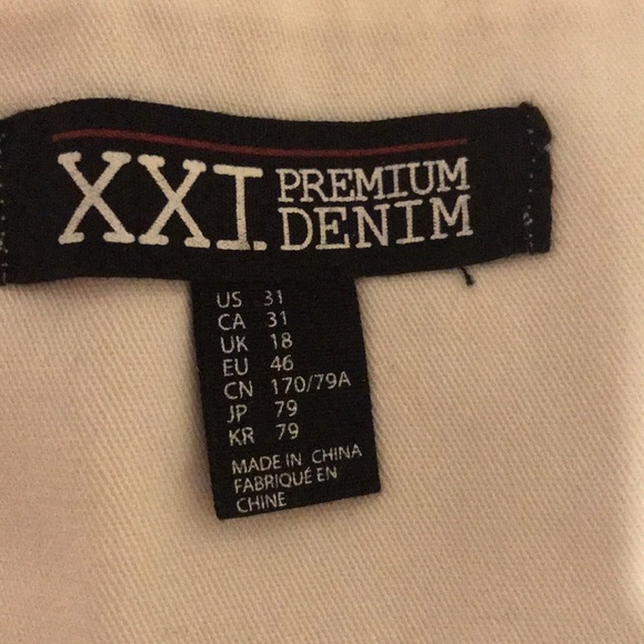 Forever 21 white nautical shorts - Picture 3 of 3